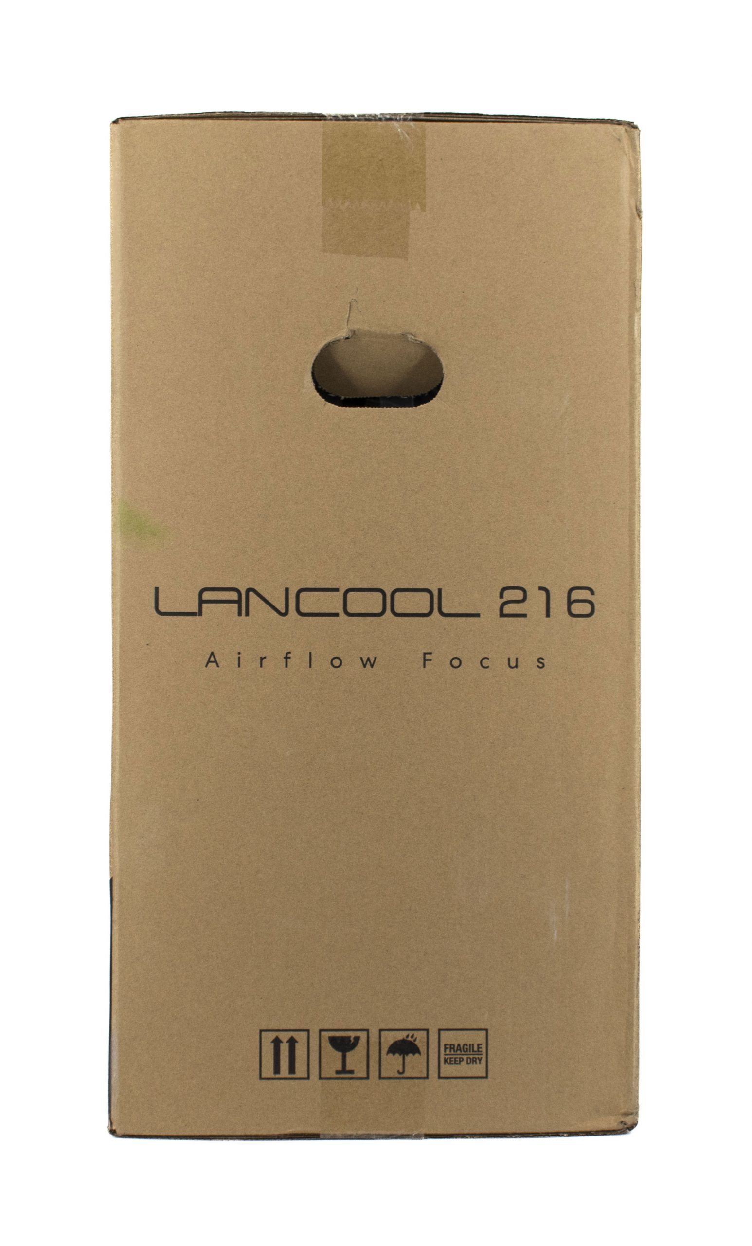 Test du boîtier Lian Li Lancool 216 : le boîtier parfait ? 6 Lian Li Lancool 216 008