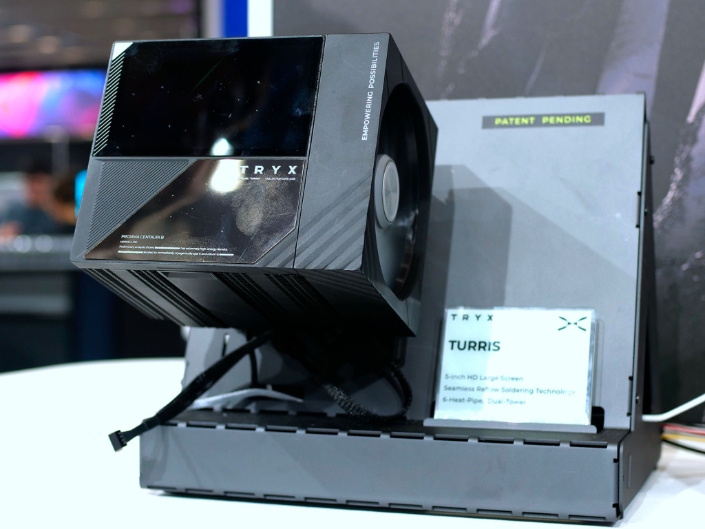TRYX fait sensation au COMPUTEX avec des produits de pointe 9 tryx turris black ventirad lcd computex